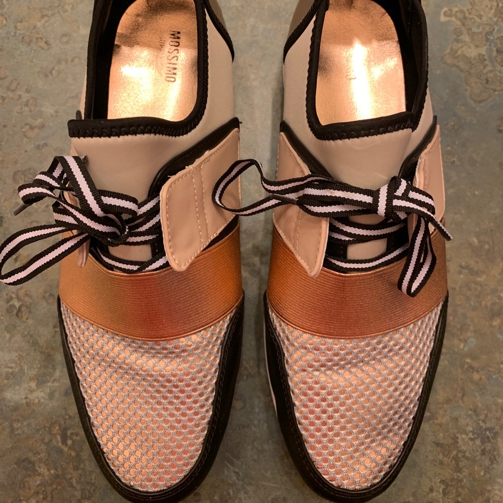 💗Color Block Sneakers Size 10💗